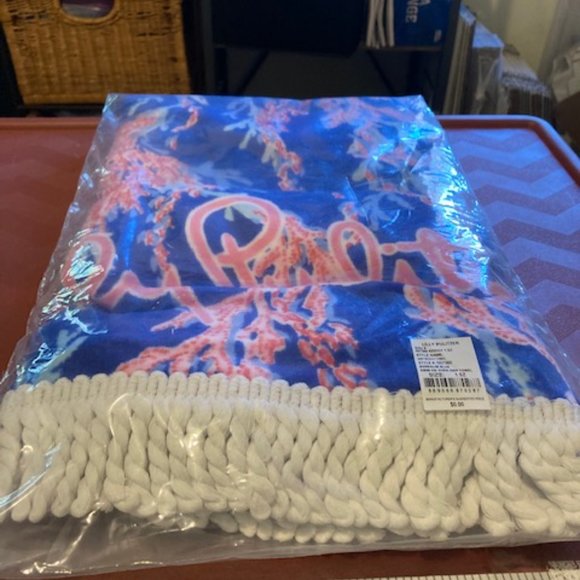 Lilly Pulitzer beach towel - Picture 1 of 4